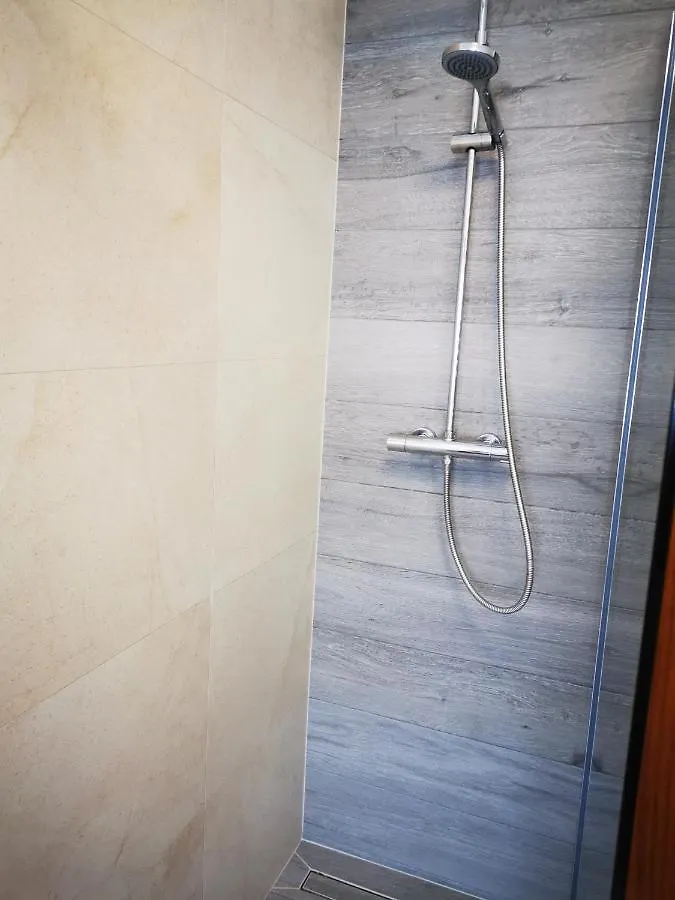 Spazioso E Completo Appartamento Con 3 Camere, Doppi Servizi, Fino A 8 Posti Letto Pedavena